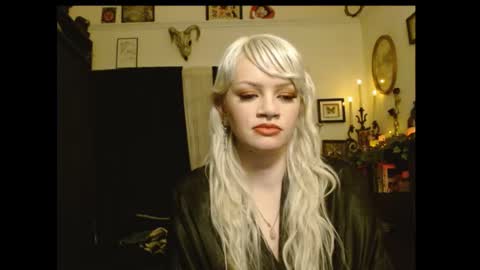 lydiadeity online show from 4, 1, 2025