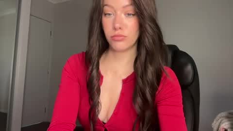 Lydia Owen online show from 9, 7, 2026