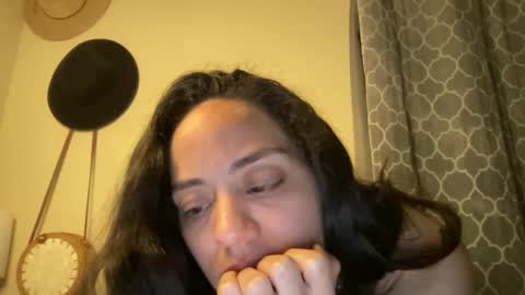 Olivia online show from 3, 2, 2025