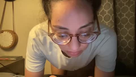 Snapshot of lylajades chatting on 6, 2, 2025 Olivia online show from 6, 2, 2025