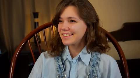 Snapshot of lyle_art chatting on 5, 3, 2025 hi im Lyle online show from 5, 3, 2025