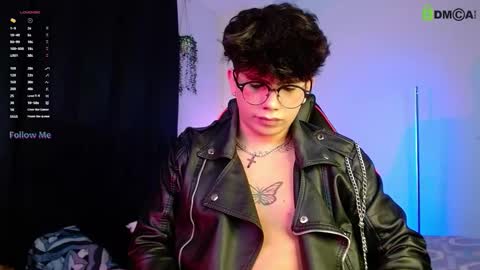 Lyle Bennett Freelance Model online show from 7, 11, 2025