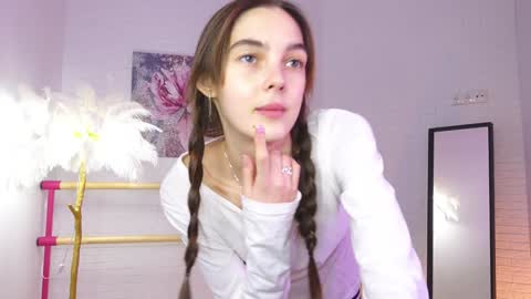 Snapshot of lyly_loveyou chatting on 23, 12, 2024 Lyly online show from 23, 12, 2024