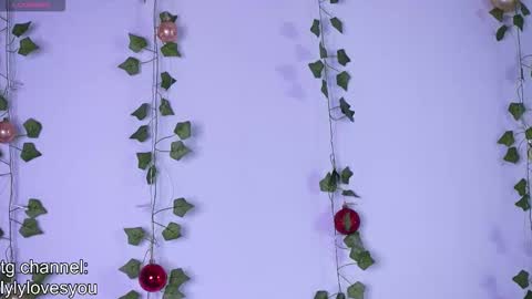 Snapshot of lyly_loveyou chatting on 16, 12, 2025 Lyly online show from 16, 12, 2025
