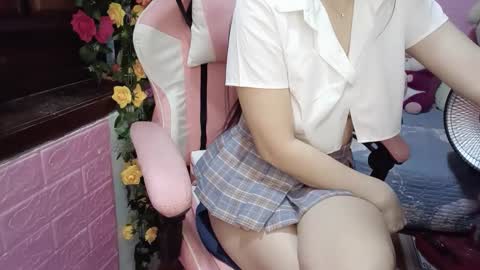 lyly_sweet97 online show from 8, 1, 2025