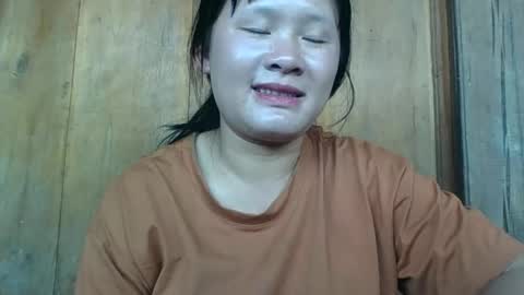 Snapshot of lylymai chatting on 5, 10, 2025 lylymai online show from 5, 10, 2025