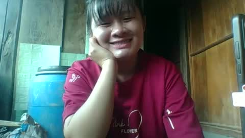 Snapshot of lylymai chatting on 13, 10, 2025 lylymai online show from 13, 10, 2025