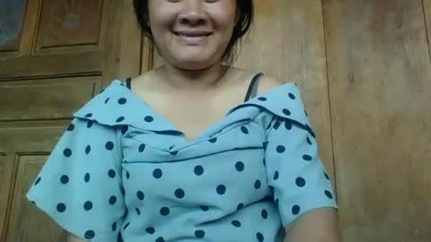 Snapshot of lylymai chatting on 22, 10, 2025 lylymai online show from 22, 10, 2025