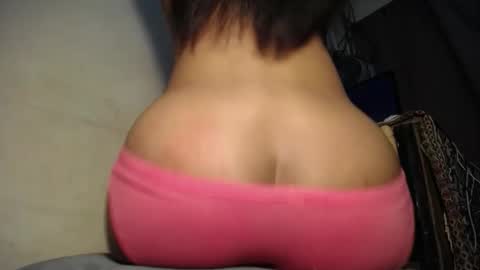 Snapshot of lyn_vegas chatting on 17, 12, 2025 lyn vegas online show from 17, 12, 2025