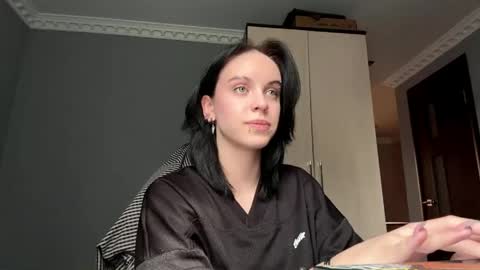 Eva online show from 17, 5, 2026