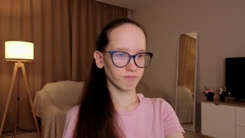 Sara online show from 19, 4, 2026