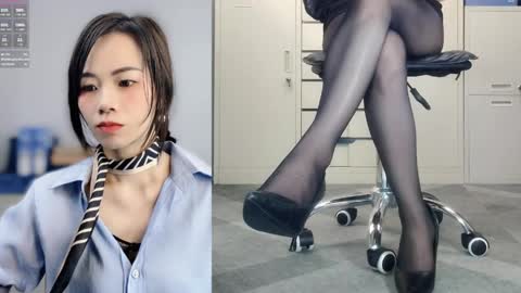 Snapshot of lynnalltop_165_keke chatting on 6, 4, 2026 lynnalltop_165_keke online show from 6, 4, 2026