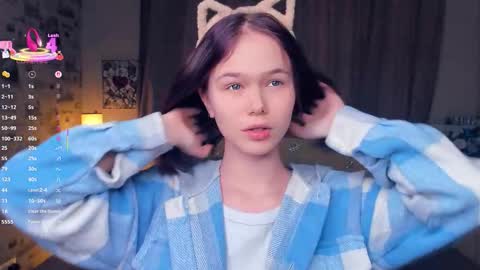 Cozy Lynns room online show from 8, 1, 2026