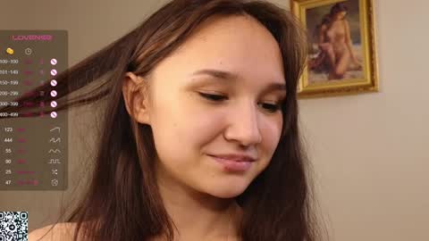 Snapshot of lynngroves chatting on 3, 2, 2025 Lola online show from 3, 2, 2025