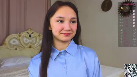 Snapshot of lynngroves chatting on 23, 2, 2025 Lola online show from 23, 2, 2025