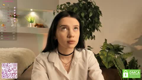 Snapshot of lynngroves chatting on 28, 2, 2025 Lola online show from 28, 2, 2025