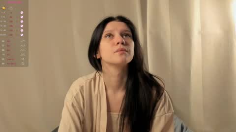 Snapshot of lynngroves chatting on 7, 3, 2025 Lola online show from 7, 3, 2025