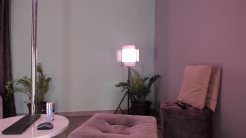 Snapshot of lynnsam_ chatting on 9, 2, 2025 lynnsam_ online show from 9, 2, 2025