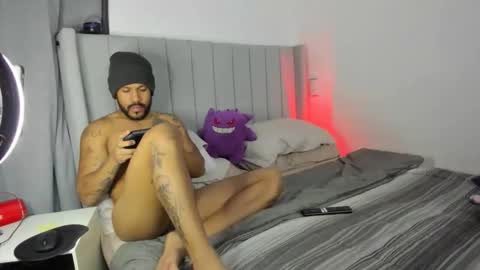 Lyon Dark online show from 26, 11, 2025