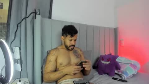 Lyon Dark online show from 14, 12, 2025