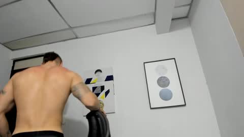 Lyonel online show from 7, 3, 2025