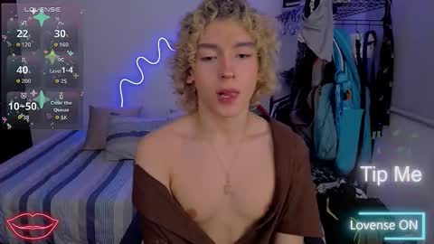 Lyric online show from 2, 12, 2025