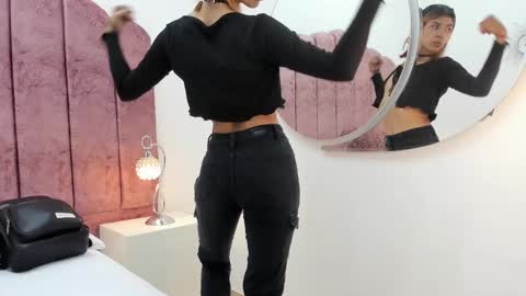Snapshot of lyxi_ chatting on 28, 2, 2025 Lyxi online show from 28, 2, 2025