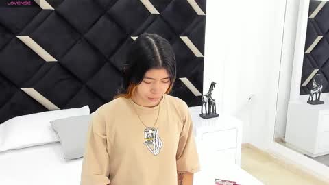 Snapshot of lyxi_ chatting on 27, 9, 2025 Lyxi online show from 27, 9, 2025