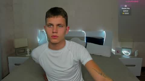 Snapshot of m0neyken_ chatting on 10, 7, 2026 m0neyken_ online show from 10, 7, 2026