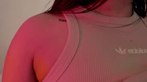 Emilia  online show from 10, 4, 2026