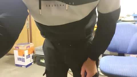 Snapshot of m1guele chatting on 4, 1, 2025 Fucklover online show from 4, 1, 2025