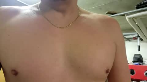 Snapshot of m1guele chatting on 7, 1, 2025 Fucklover online show from 7, 1, 2025