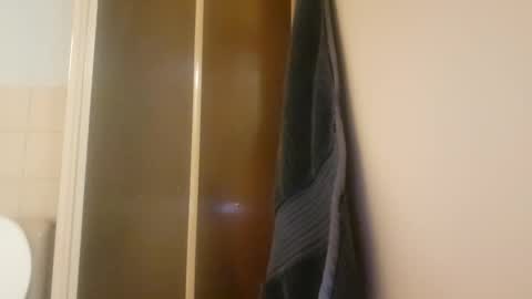 Snapshot of m1guele chatting on 16, 1, 2025 Fucklover online show from 16, 1, 2025