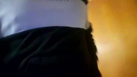 Snapshot of m1guele chatting on 9, 2, 2025 Fucklover online show from 9, 2, 2025