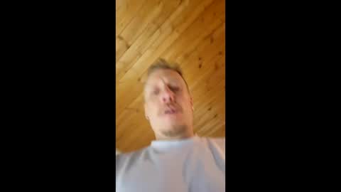 Snapshot of m1guele chatting on 23, 2, 2025 Fucklover online show from 23, 2, 2025