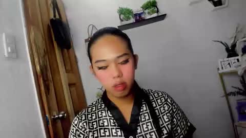 Snapshot of m1ssjanelana69 chatting on 12, 10, 2025 Janelovesu online show from 12, 10, 2025