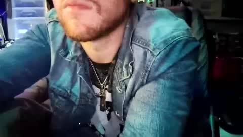 Snapshot of m831481 chatting on 17, 10, 2025 Hotandhairy online show from 17, 10, 2025