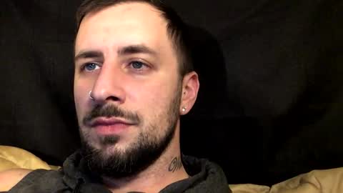 Snapshot of m_stephen chatting on 23, 11, 2025 m_stephen online show from 23, 11, 2025