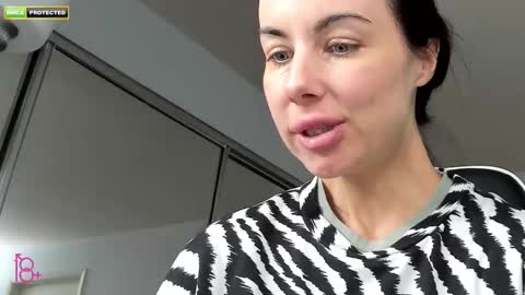 Snapshot of mabuhay_girl chatting on 5, 12, 2025 You let people into your sea and they kill your fish online show from 5, 12, 2025