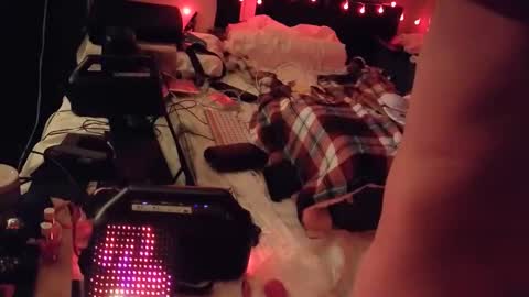 mac1119 online show from 9, 3, 2026