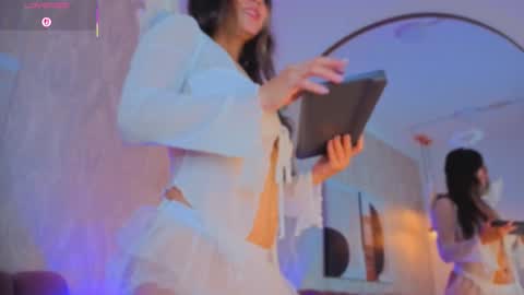 Snapshot of maca_bloom chatting on 31, 10, 2025 Maca online show from 31, 10, 2025