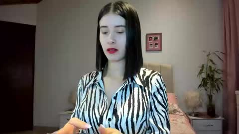 Snapshot of macarena_vallejo_ chatting on 25, 9, 2025 Macarena online show from 25, 9, 2025