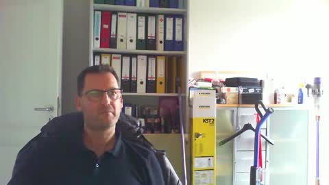 macfly67 online show from 17, 10, 2025