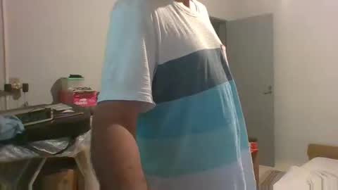 Snapshot of machoalex chatting on 10, 2, 2026 MACHOLIVRE online show from 10, 2, 2026