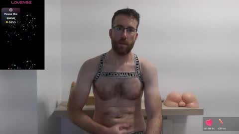 Snapshot of machohiberiko chatting on 17, 12, 2025 Jota online show from 17, 12, 2025