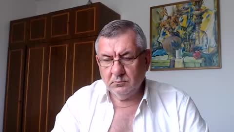 Macho online show from 7, 6, 2026