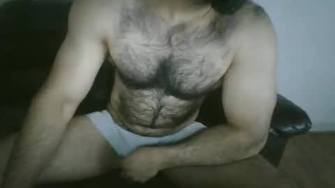 Snapshot of machoman512 chatting on 8, 10, 2025 machoman512 online show from 8, 10, 2025