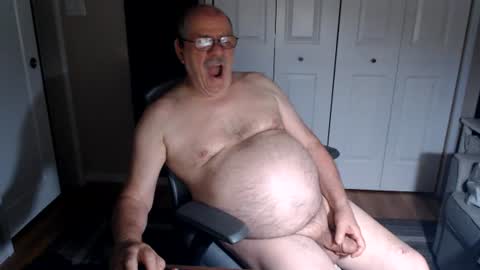 Snapshot of mackb1950 chatting on 12, 6, 2026 MackB1950 online show from 12, 6, 2026