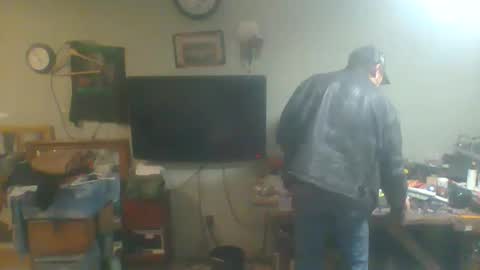 mackdog1369 online show from 26, 12, 2024