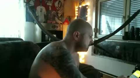 Manuel online show from 4, 1, 2025